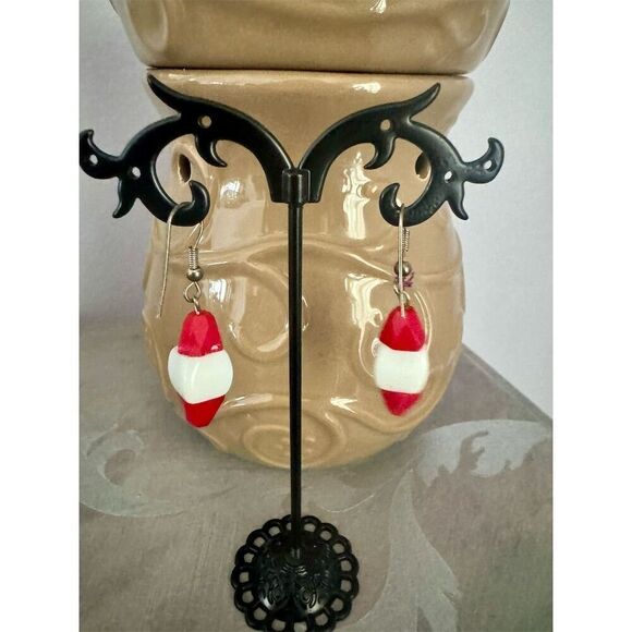 Red and White Glass Bead Dangle Earrings Hook Closure Holiday Theme - Picture 2 of 2